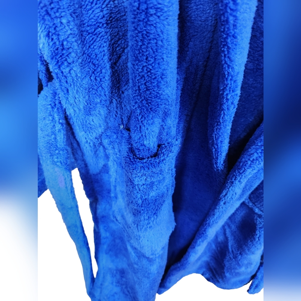 Bath Robe - Picture 4 of 10